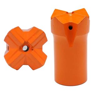 kierteitetty x-kärki